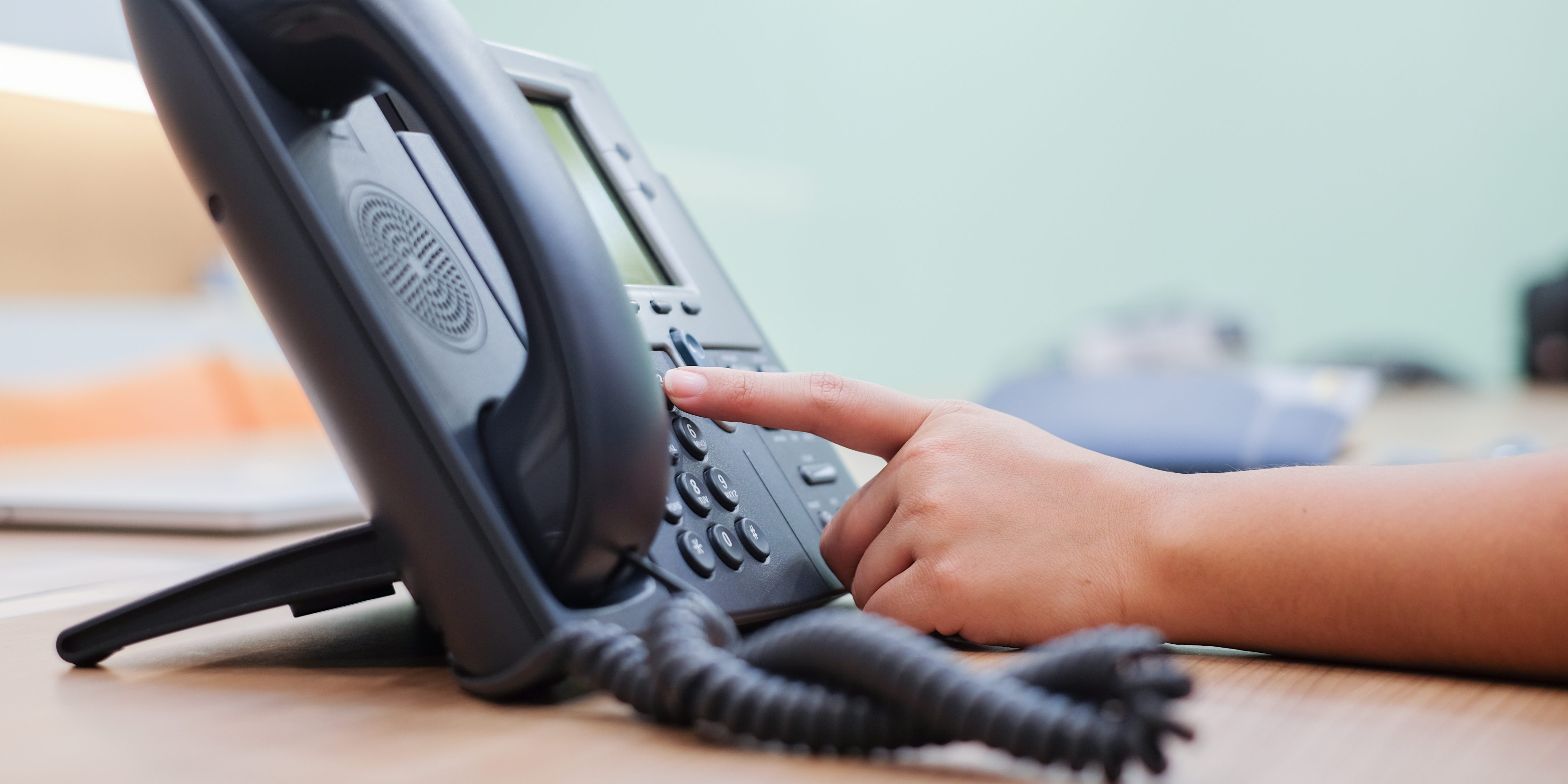 Which business telephone system should I choose